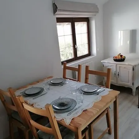 L'essentiel-appartement Neuf Et Cosy Avec Piscine Apartamento